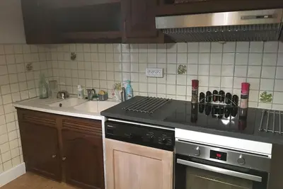 Image de Charmante petite maison de bourg \n45 minutes du circuit du Mans