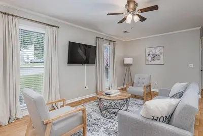 Image de Stylish Home in Lexington