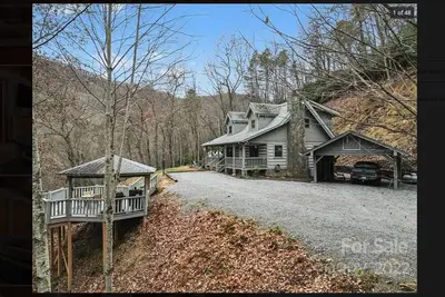 Image de Mountain Views and Great Location