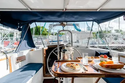 Image de Charming 4-Person Boat Accommodation, 2br/2bth