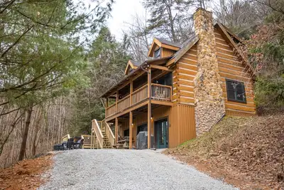 Image de Cabine-Salle de bain privée séparée-Standard-Hemlock Log Cabin