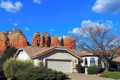 Image de Spacious West Sedona home in quiet neighborhood, 5 min walk to trails