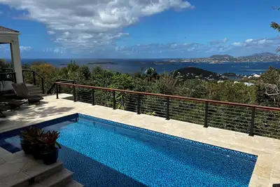 Image de Villa Mad-de-Lis 4 bedroom, sunset view, private pool, backup power Rave reviews
