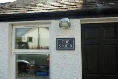 Studio apartment In Central Keswick, With Patio Area