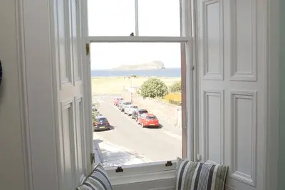Image de Apartment with sea views, close to beach and golf course
