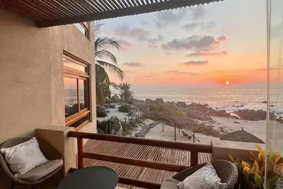 Image de Beautiful 2br/2bt Beachfront