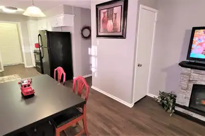 Image de Dog Friendly & Remodeled Cozy Cottage