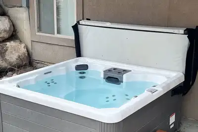 Image de Mountain Views - Hot Tub - Huge Patio + Bbq Fun