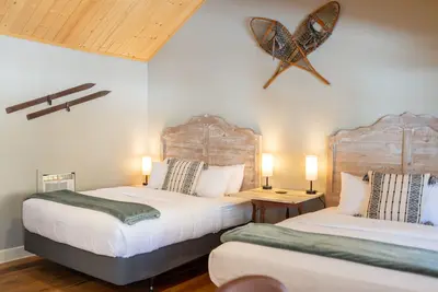 Image de Shasta View Lodge - Cabin 4