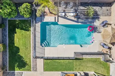 Image de Best Location in Gilbert - Heated Pool, 4 Bedroom 'Plus'