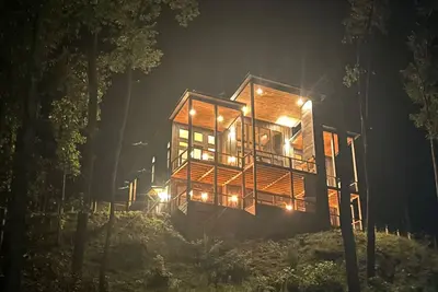 Image de Modern Cabin in Blue Ridge -- Halloween & Fall Availbility - Bring Your Boat! ! !