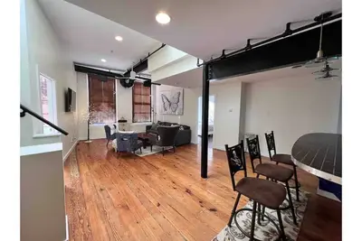 Image de City View Roof Top with FirePit (3a)