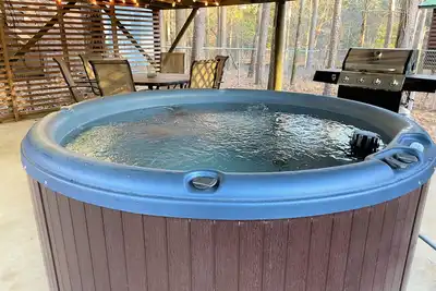 Image de Cozy Cottage\/Pet and Kid Friendly with Completely Fenced Property