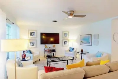 Image de Charming Clearwater Family Home w pool