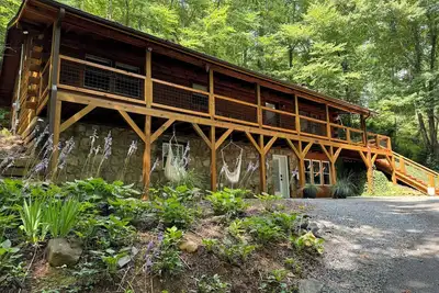 Image de Mountain Modern Cabin minutes from Wcu, Sylva, & the Tuckaseegee River
