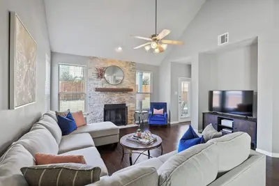 Image de Tch - Spacious 5bd/2. 5ba in McKinney with Office