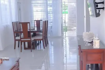 Private Villa - 5 min walk from the beach!