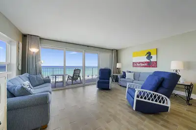Image de A piece of Gulf Front Paradise! Cabana Club 301 has stunning views and 2 sleeper sofas!
