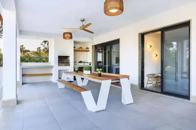 Image de Spacious 6-Bed Villa with Private Pool – Quinta do Lago Villa 1125