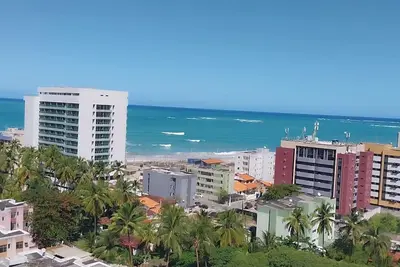 Image de High standard by the sea in the best location in Maceió.