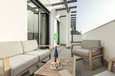 Image de Sevilla Luxury Penthouse à Triana - Terrasse privée et parking - piscine