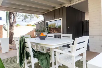 The Glenn | Make Yourself at Home