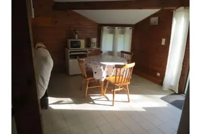 Image de Chalet du Bas - Wifi Gratuit, Clim, La Cavette