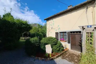 Image de Gîte Authentique pour 6 Pers. avec Cheminée à Proximité de Vittel et Activités Nature