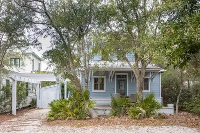 Image de Pet Friendly 30a Beach House Seacrest - Beach, Pool, Free Golf Daily, Sleeps 8