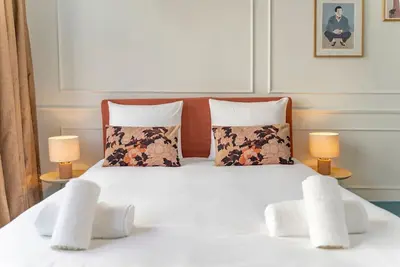 Image de The Saffron Dress - Une Chambre Maison, Couchages 5