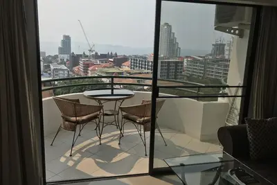 Image de Beautiful Balcony Sea View with Wow Sunsets