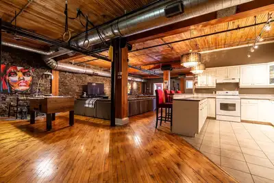 Image de Nyc Style Loft in Downtown Regina