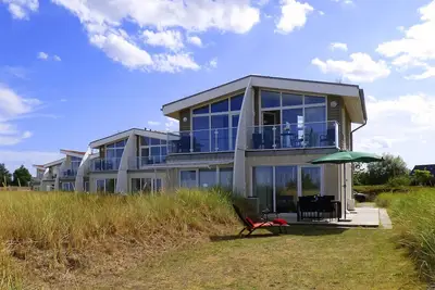 Image de Meerzeit - good furnishings, best sea view, large balcony. Garden, whirlpool, Nk incl.