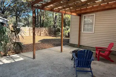 Image de Midtown Gem close Downtown and Tybee! !