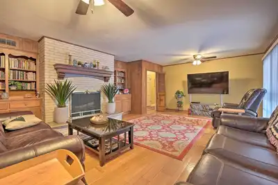 Image de Spacious Memphis Home - Walk to Graceland