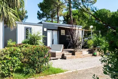 Image de Cottage Vip 3 Pièces 4 Personnes Climatisé + Tv