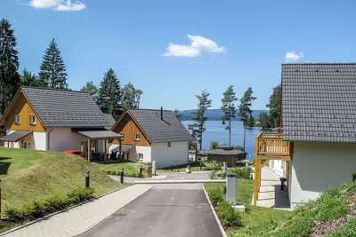 Image de Magnifique maison de vacances privée avec bain à remous, Tv, terrasse, animaux admis et parking