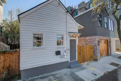 Image de Historic 1880s Freeman Cottage *5 min to King St