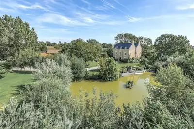 Image de 2-Bed 18th Century Barn - Sleeps 6 - Pet Friendly