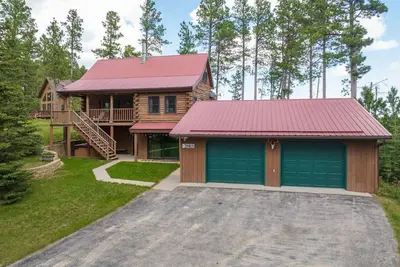 Image de Log House- 4 bedroom, 2. 5 Baths