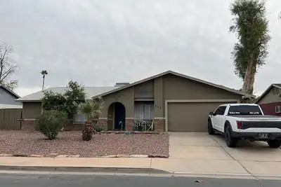 Image de Affordable housing for the Super Bowl