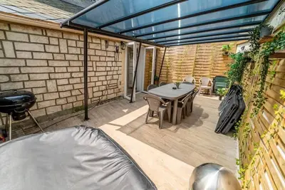Image de Maison familiale Terrasse Jacuzzi Parking gratuit 10min d'Honfleur