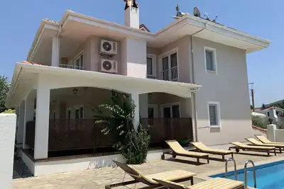 Image de Villa Kotare - A 6-Bedroom Villa Split Into 2 Units - 10% Discount jULY/Aug 2025
