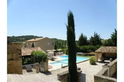 Image de Belle propriété de 490m2 pour 25 personnes avec piscine dans le Luberon