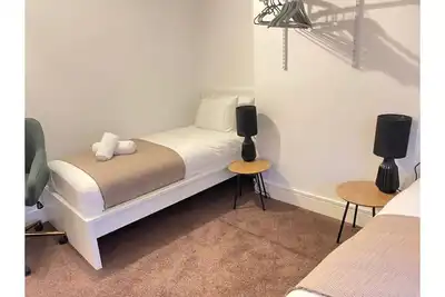 Image de Lovely dog friendly home sleeps 6 with parking