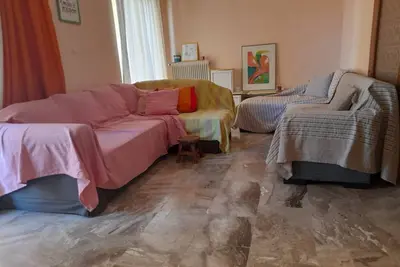 Image de Cozy & cute apartment - 2 minutes from the beach!