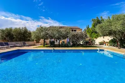 Image de Domaine des Oliviers-Appt pour 2 a 4 pers avec piscine