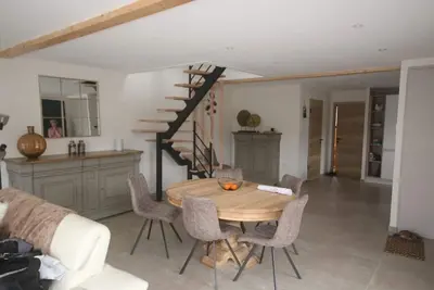 Image de Chalet neuf de 108 m2, à quelques minutes  du lac, des pistes de ski