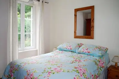 Image de Sisley - Dinan, beautiful apartment with stunning views