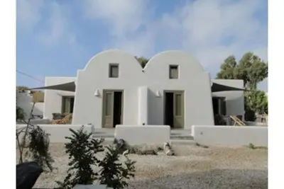 Image de 10 meters from the Beach!